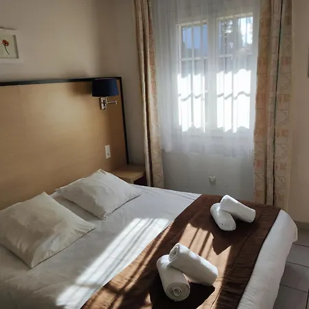Hotel Et Le Relais Du Val D'orbieu Ornaisons