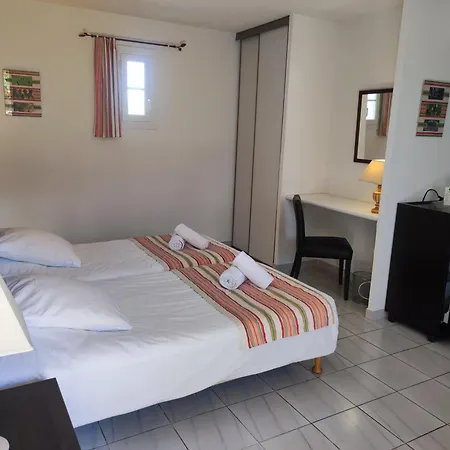 Et Le Relais Du Val D'orbieu Hotel 3*