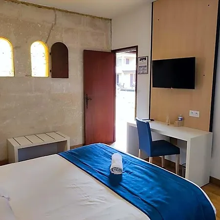 Et Le Relais Du Val D'orbieu Hotel