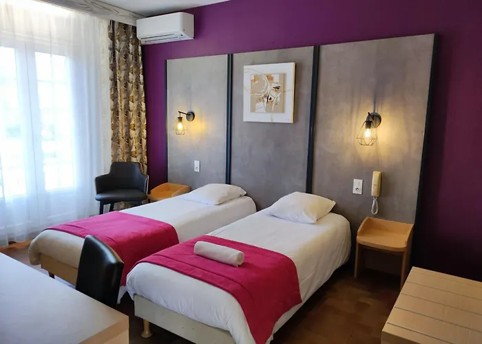 Et Le Relais Du Val D'orbieu 酒店 3*
