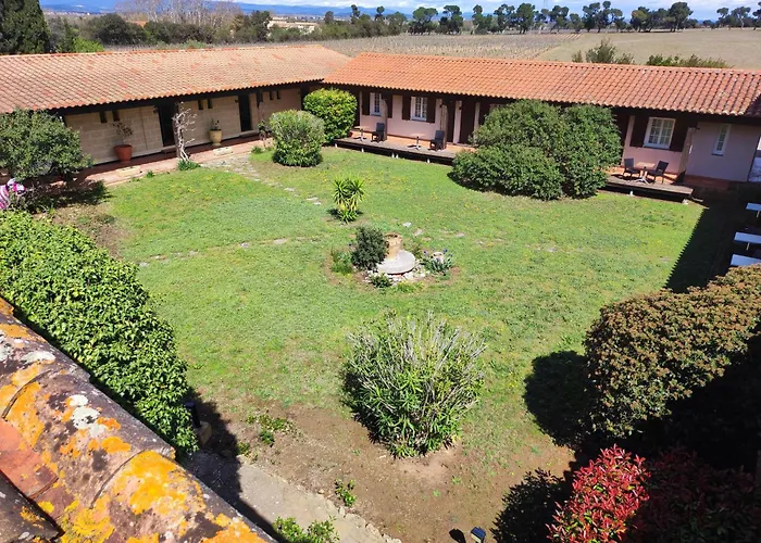 Et Le Relais Du Val D'orbieu 酒店 3*